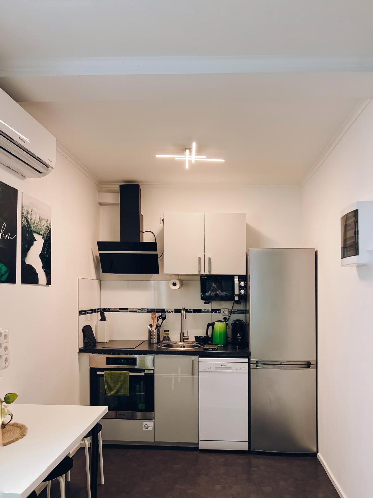 Neuwertiges Apartment Mit Kostenlose Privatparkplatz Auch Fuer Transporter Geeignet R1 Фрайберг-ам-Некар Екстериор снимка